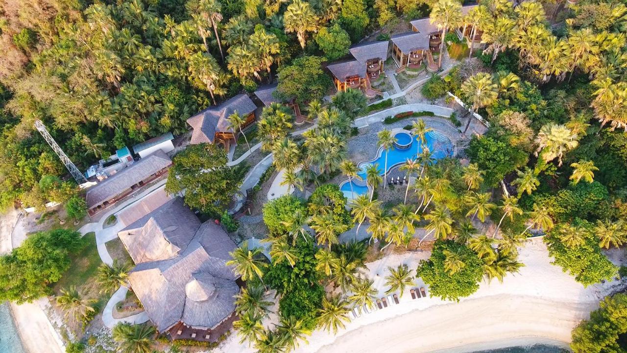 Fridays Puerto Galera Hotel Exterior foto